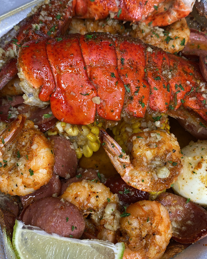 Fresh Out The Water Seafood | Premium Seafood in Kissimmee, FL